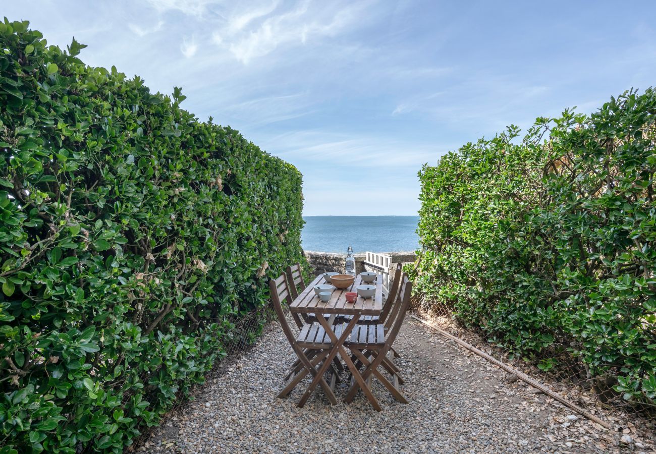 Apartamento en Arzon - Apartamento con vistas al mar, a pie de playas