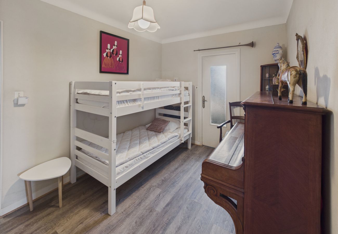 Casa en Plomeur - Casa con piscina para 5 personas 