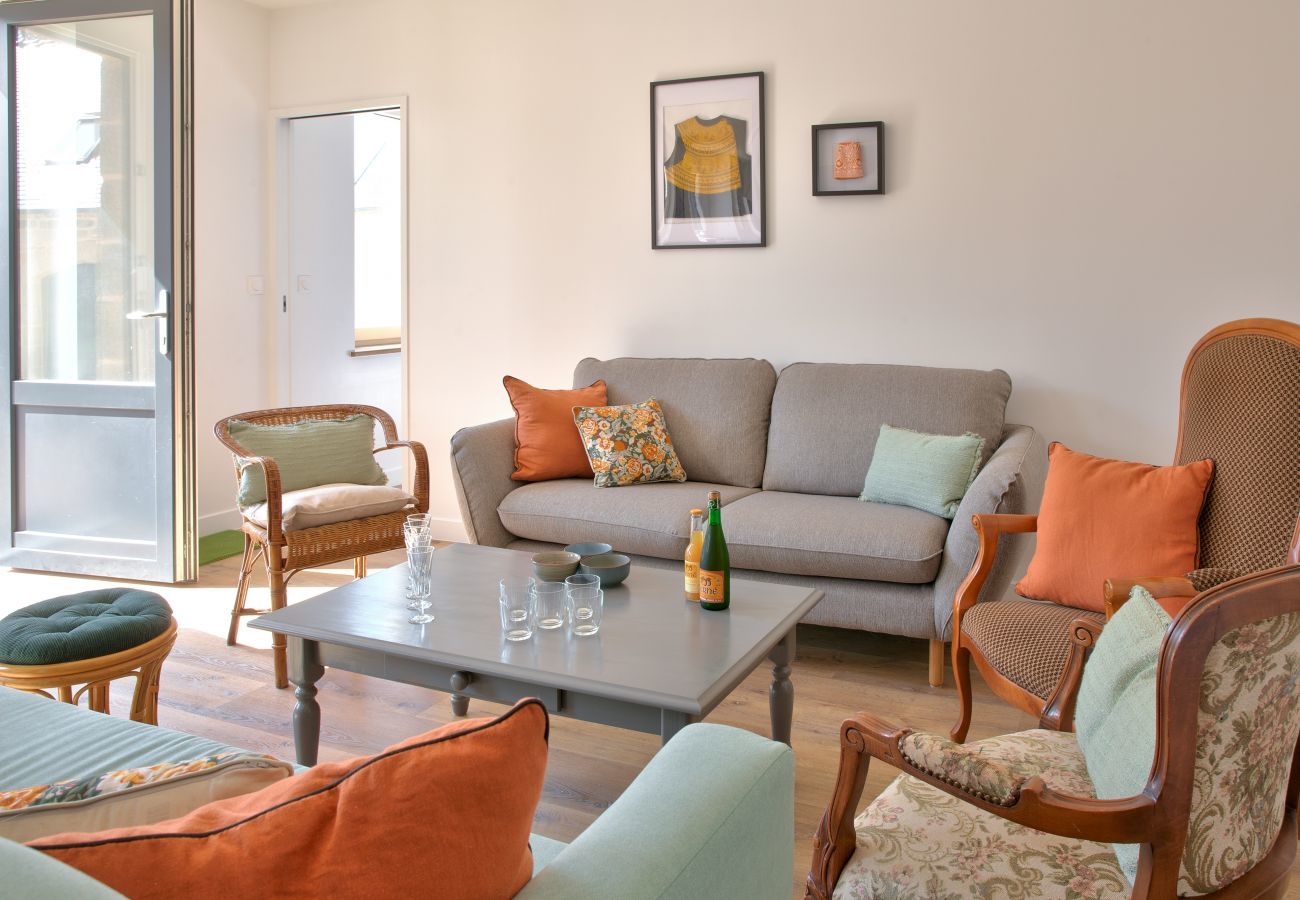 Casa en Plovan - Casa grande y parque para 10 con su familia