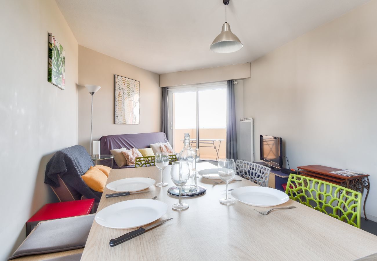 Apartamento en Saint-Gilles-Croix-de-Vie - Piso para 4 con vistas al mar y balcón