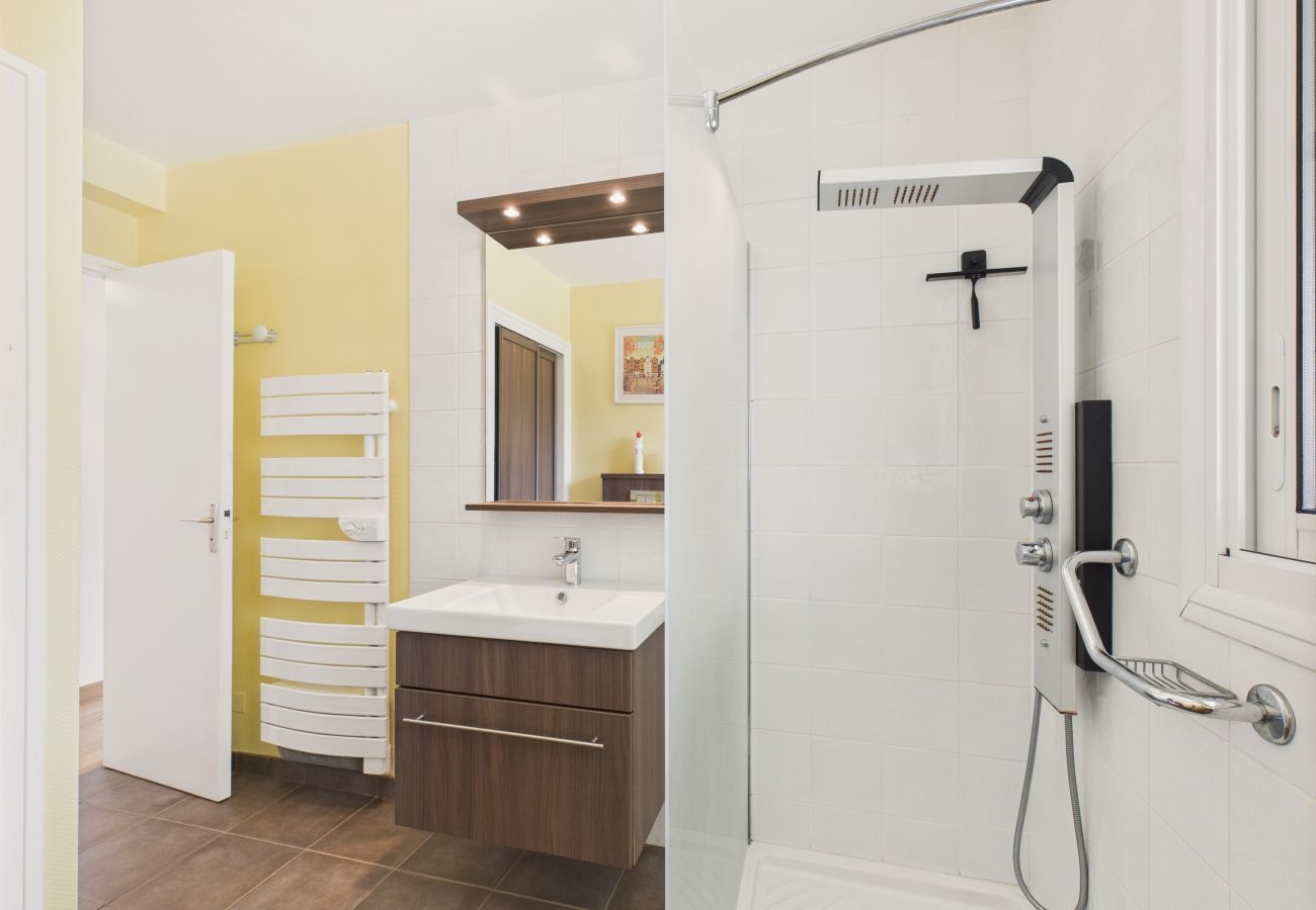 Casa en Le Tour-du-Parc - Vista al mar excepcional – 10 adultos, 4 niños