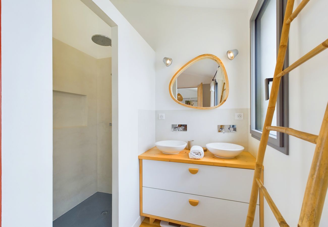 Casa en Rivedoux-Plage - Villa con piscina climatizada y jardín