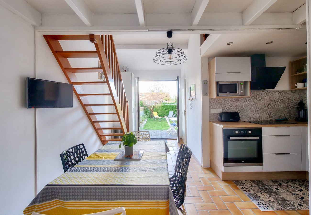 Casa en Saint-Vincent-sur-Jard - 280m from the beach - Pool - Sleeps 4