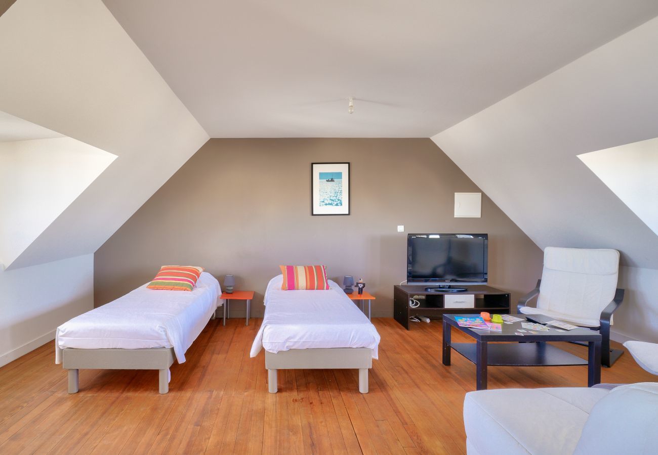 Casa en Plobannalec-Lesconil - Vista al puerto - Casa para 10 con jardín