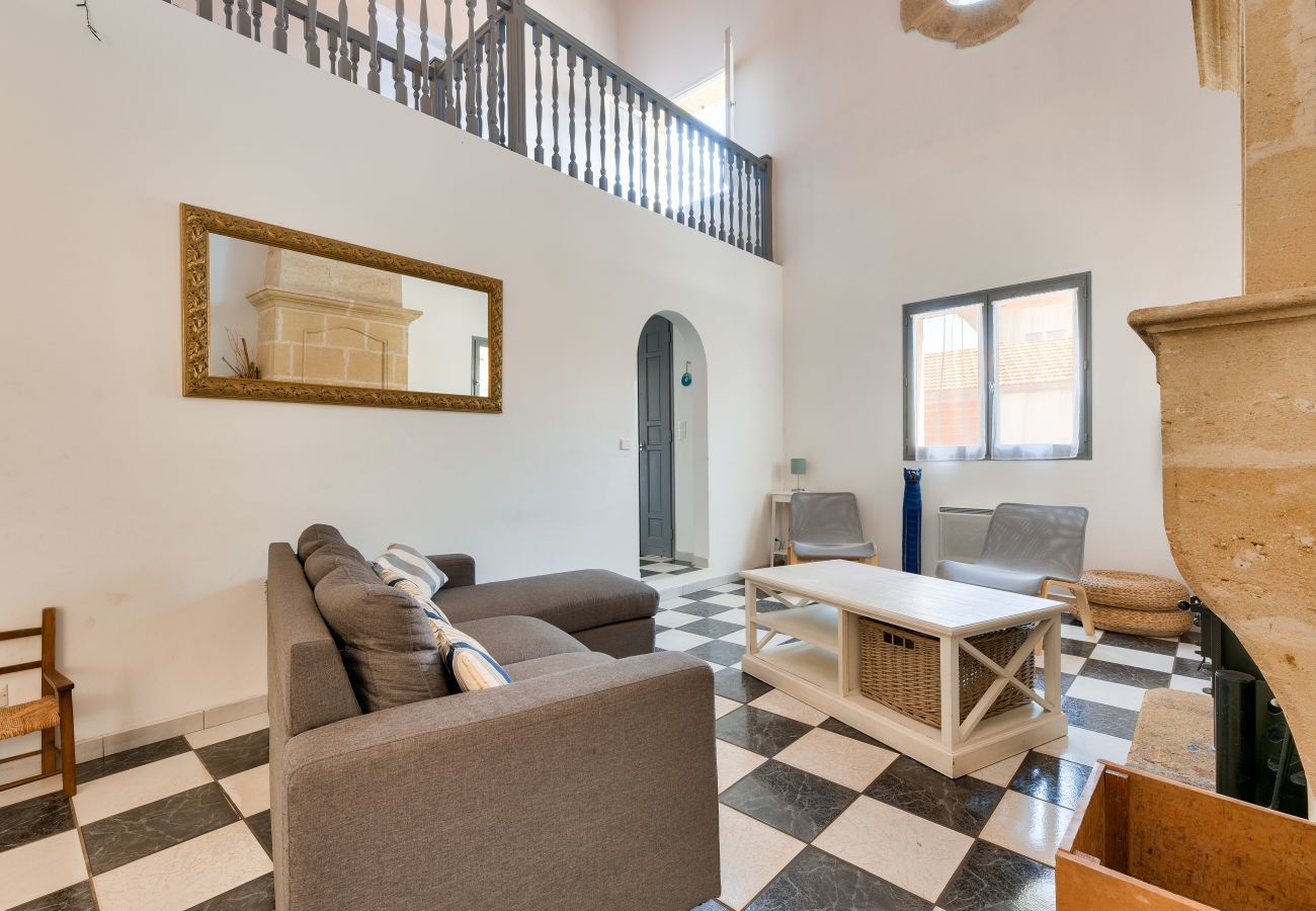 Casa en Arès - 950m de la playa - Casa para 10 con piscina