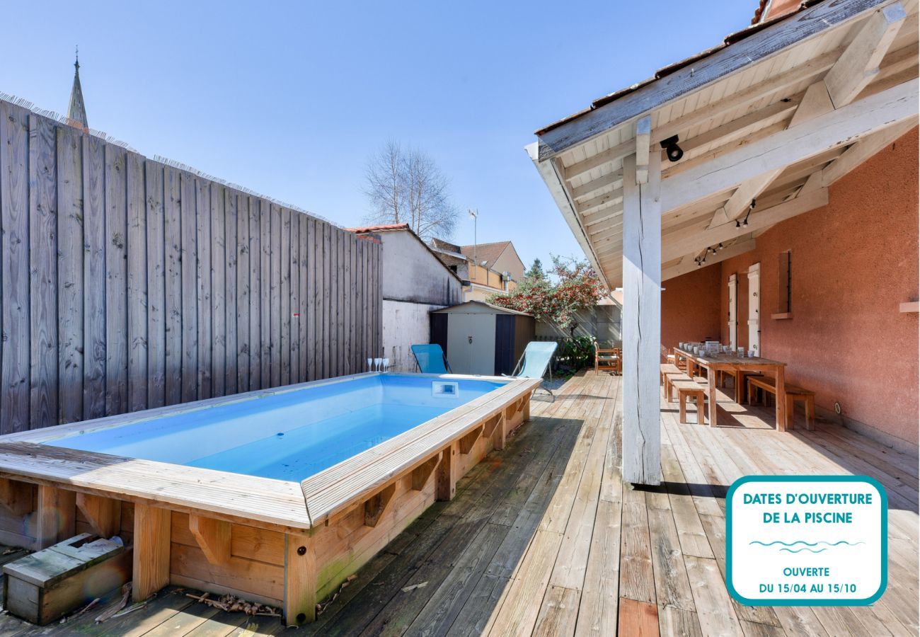 Casa en Arès - 950m de la playa - Casa para 10 con piscina