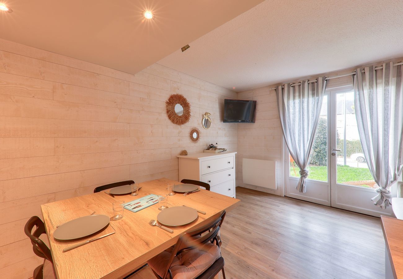 Apartamento en Arzon - 250 m vom Hafen - Pool- 2 Erwachsene und 3 Kinder
