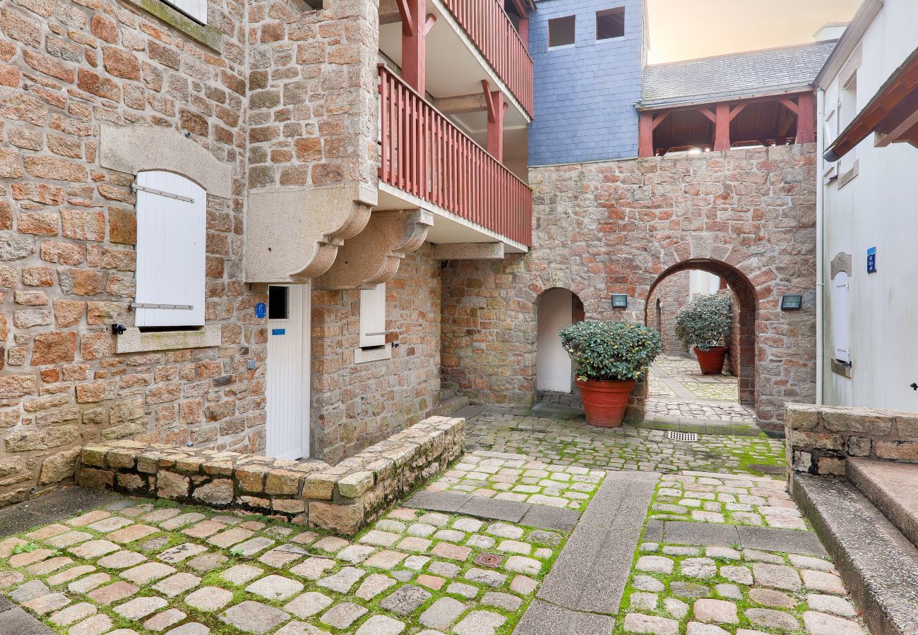 Apartamento en Arzon - 250 m vom Hafen - Pool- 2 Erwachsene und 3 Kinder
