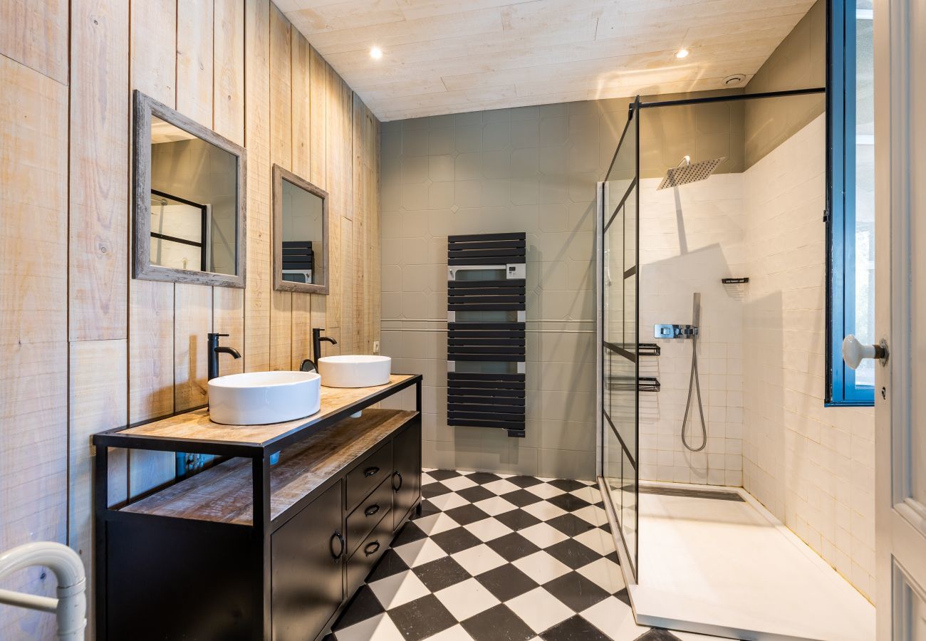 Casa en Andernos-les-Bains - A 400m de la playa, casa para 12 con piscina