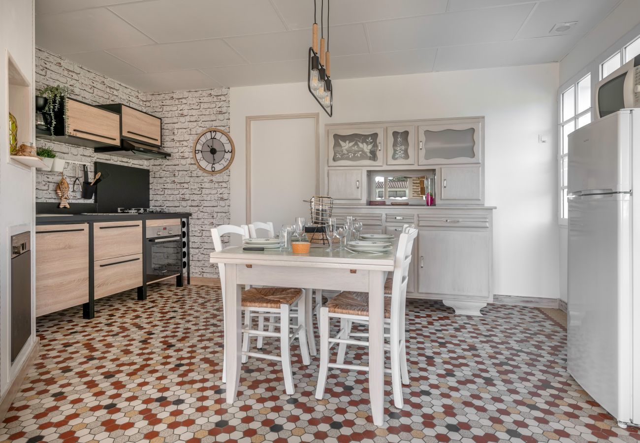 Apartamento en Préfailles -  Apartamento para 4 con gran jardín