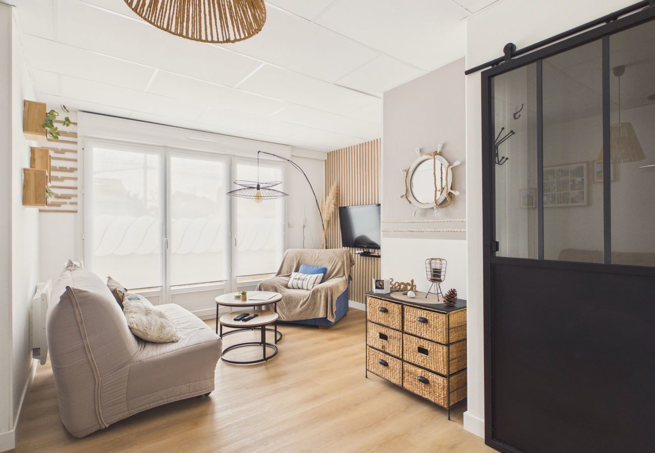 Apartamento en Préfailles -  Apartamento para 4 con gran jardín