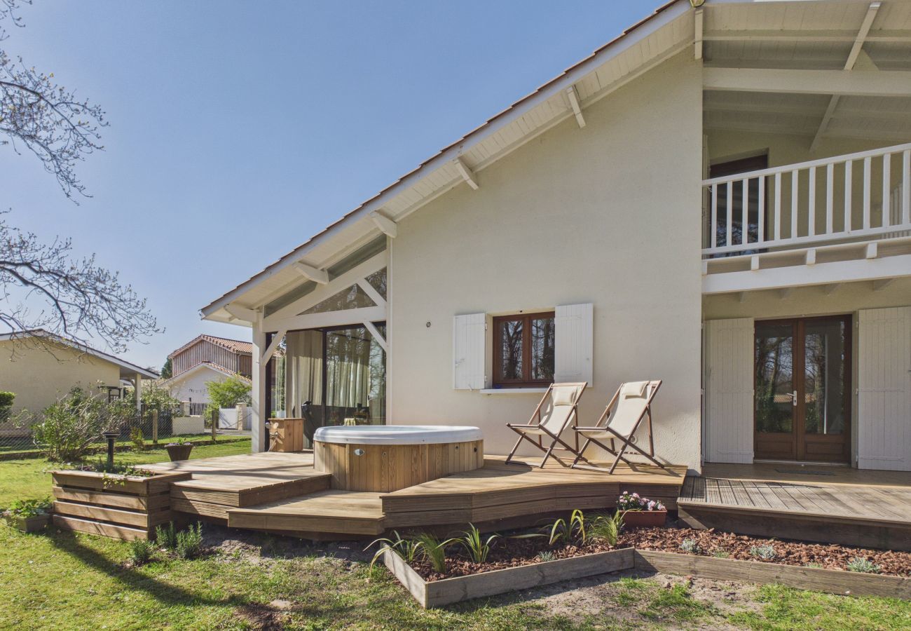 Casa en Lanton - Lanton - 700m de playa - Aire libre y Jacuzzi