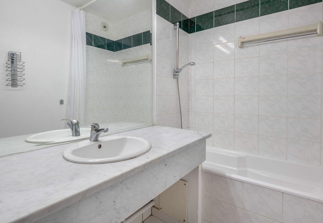 Apartamento en Le Pouliguen -  Apartamento para 4 con Piscina y Jacuzzi