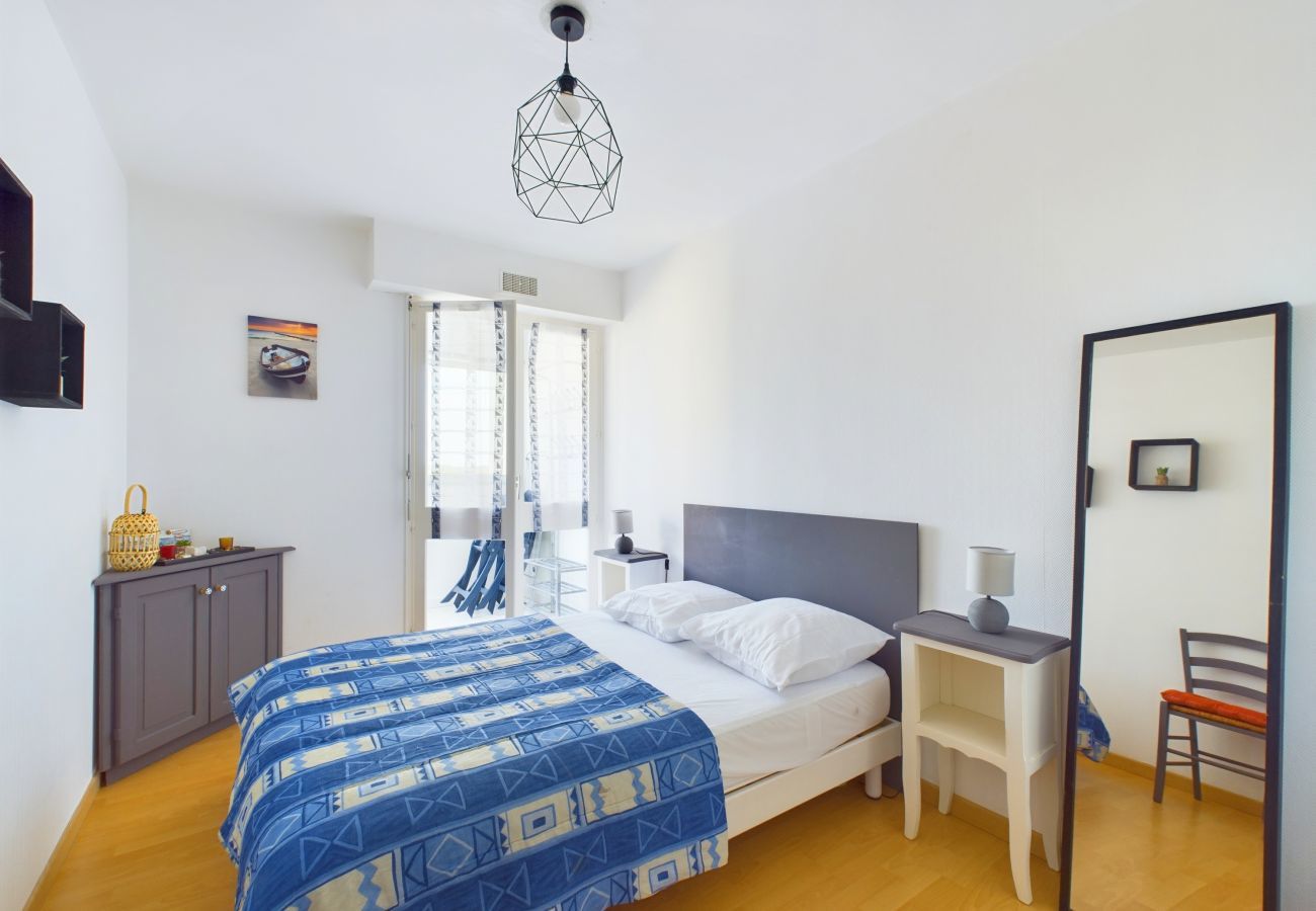 Apartamento en Saint-Hilaire-de-Riez - Piso para 4- Loggia vista mar- 250m de la playa