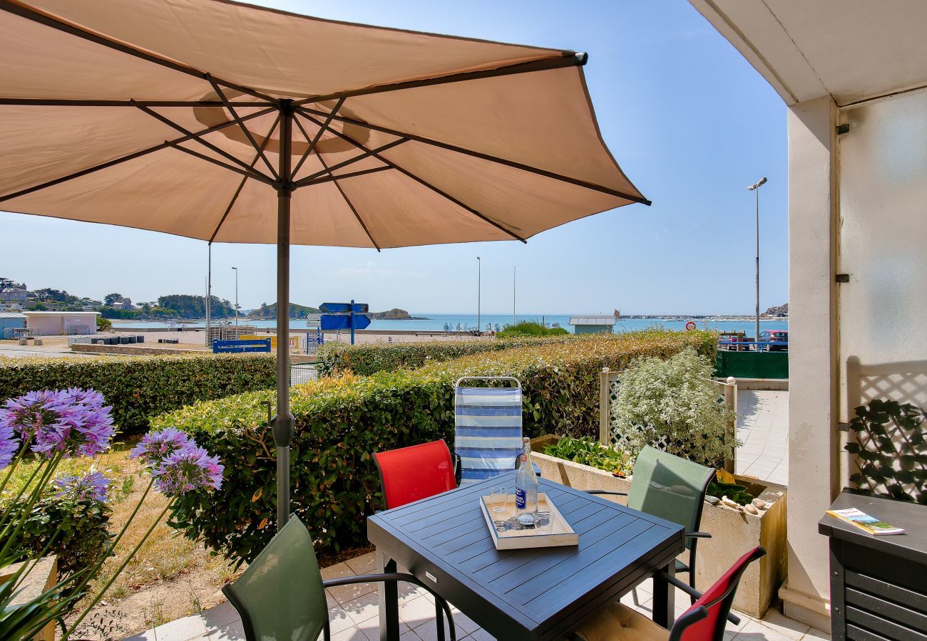 Apartamento en Erquy - A 25m de la playa, vista al mar, piso para 4