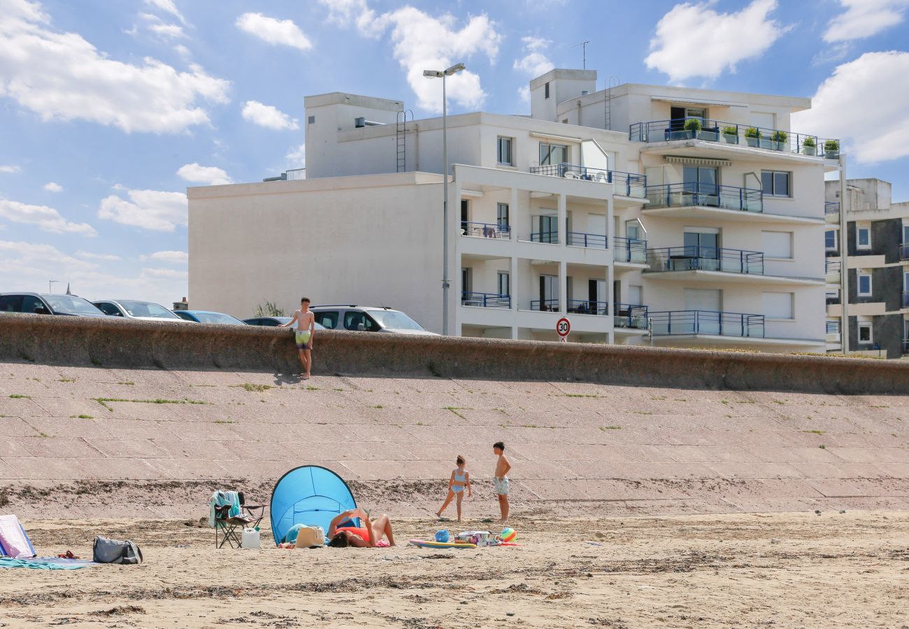 Apartamento en Erquy - A 25m de la playa, vista al mar, piso para 4