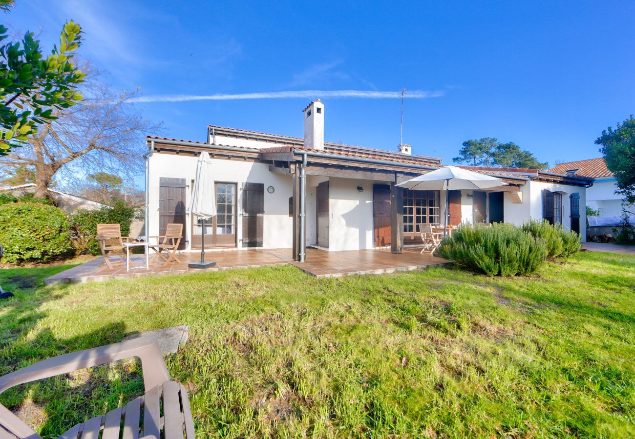 Casa en Andernos-les-Bains - Vista Bahìa - Casa para 8 con jardín