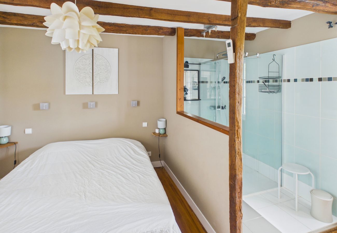 Casa en Coly - En el corazón del pueblo, casa para 8 con piscina