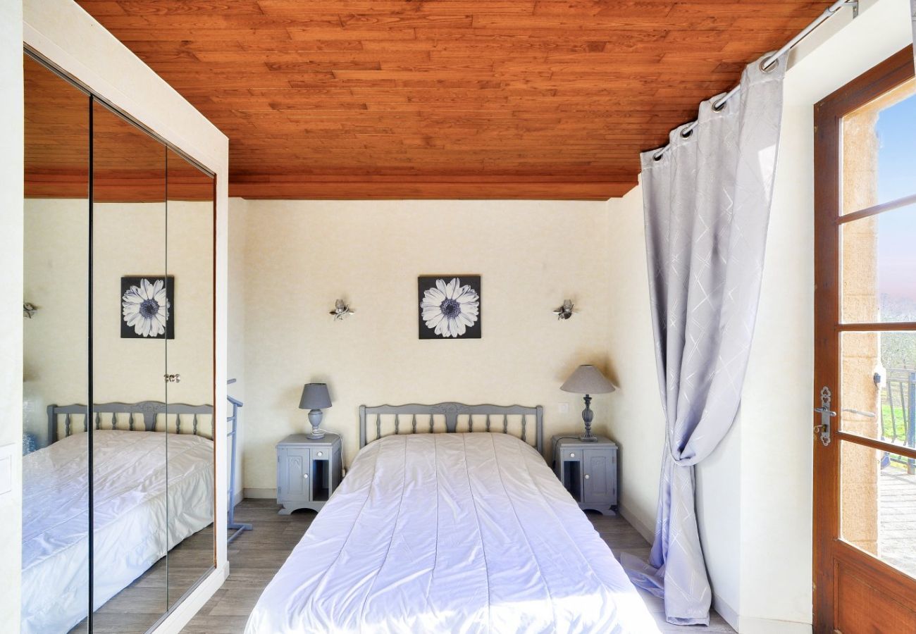 Casa en Salignac-Eyvigues - Encantadora casa con piscina para 6