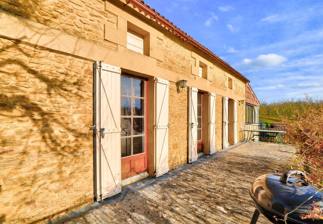 Casa en Salignac-Eyvigues - Encantadora casa con piscina para 6