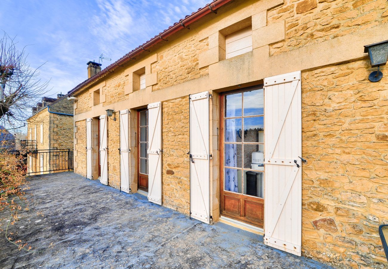 Casa en Salignac-Eyvigues - Encantadora casa con piscina para 6