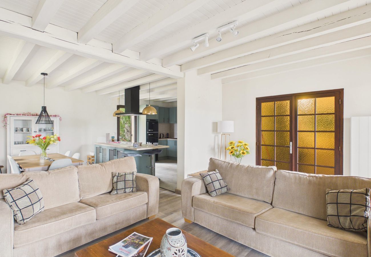 Casa en Auriac-du-Périgord - Finca para 8 personas con piscina