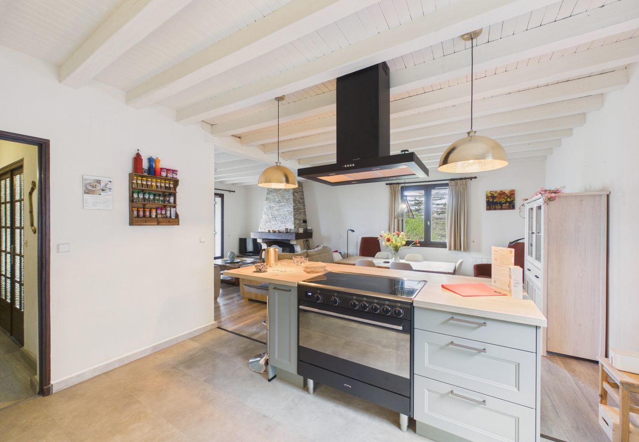 Casa en Auriac-du-Périgord - Finca para 8 personas con piscina