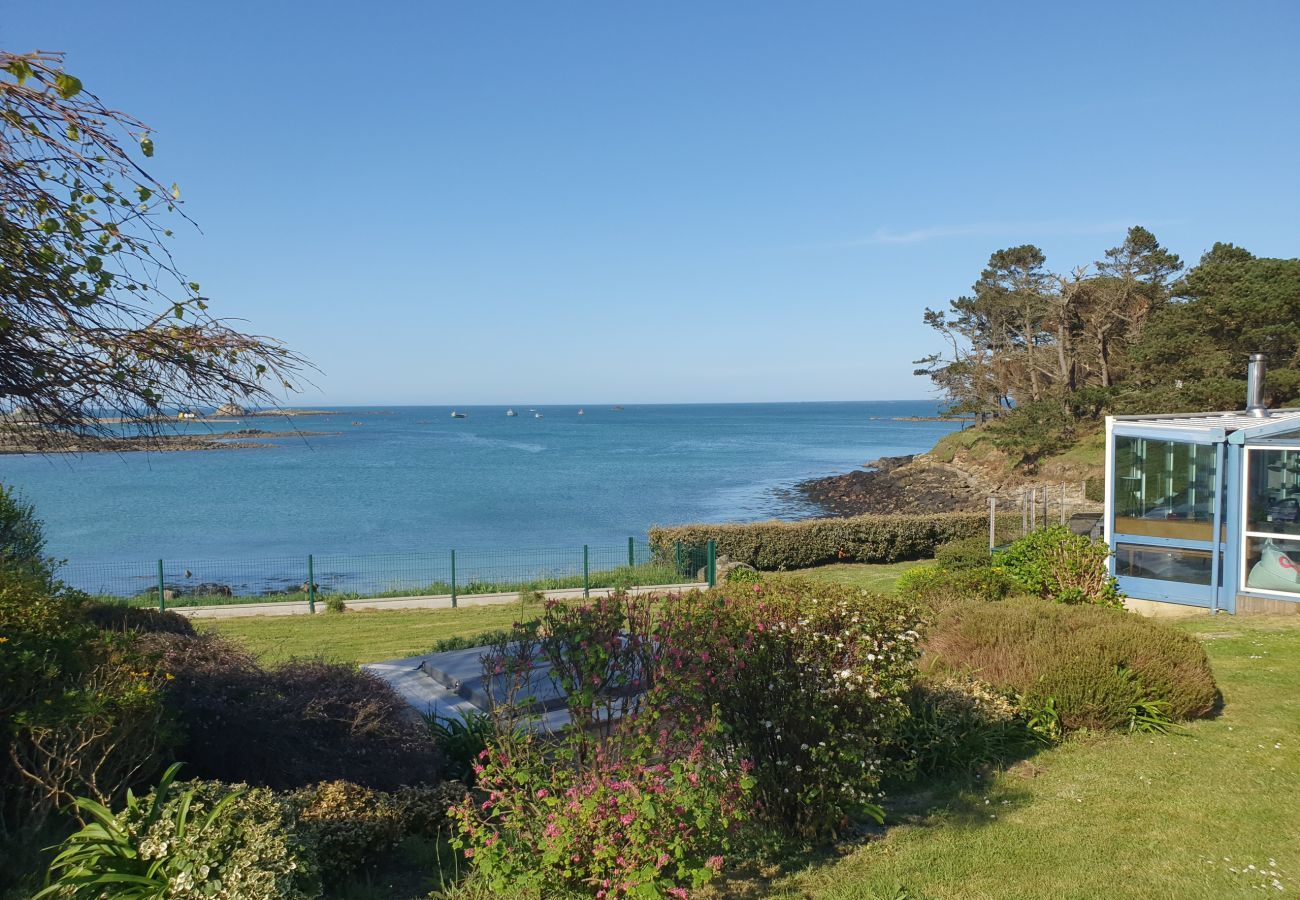 Villa en Plouguerneau - Magnífica villa con los pies en el agua