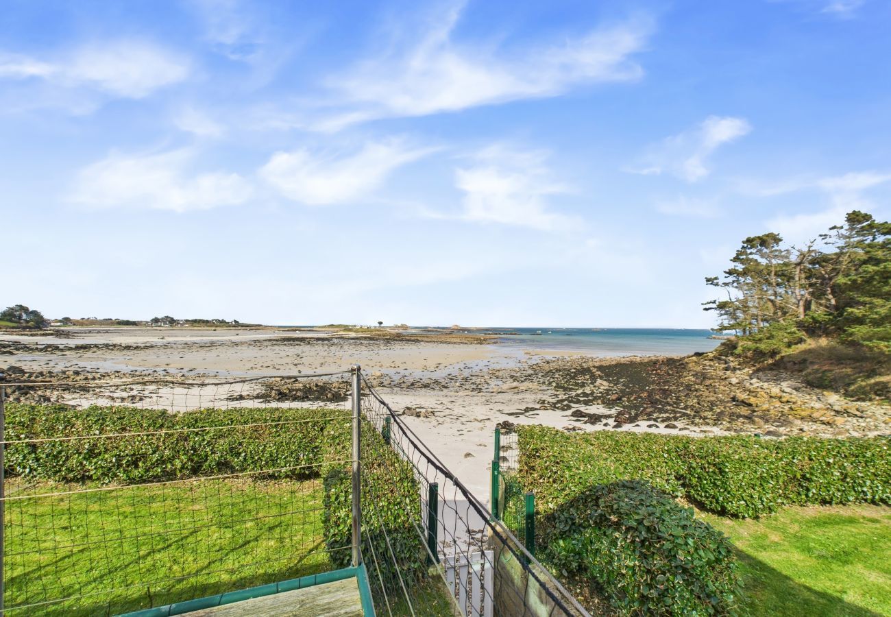 Villa en Plouguerneau - Magnífica villa con los pies en el agua