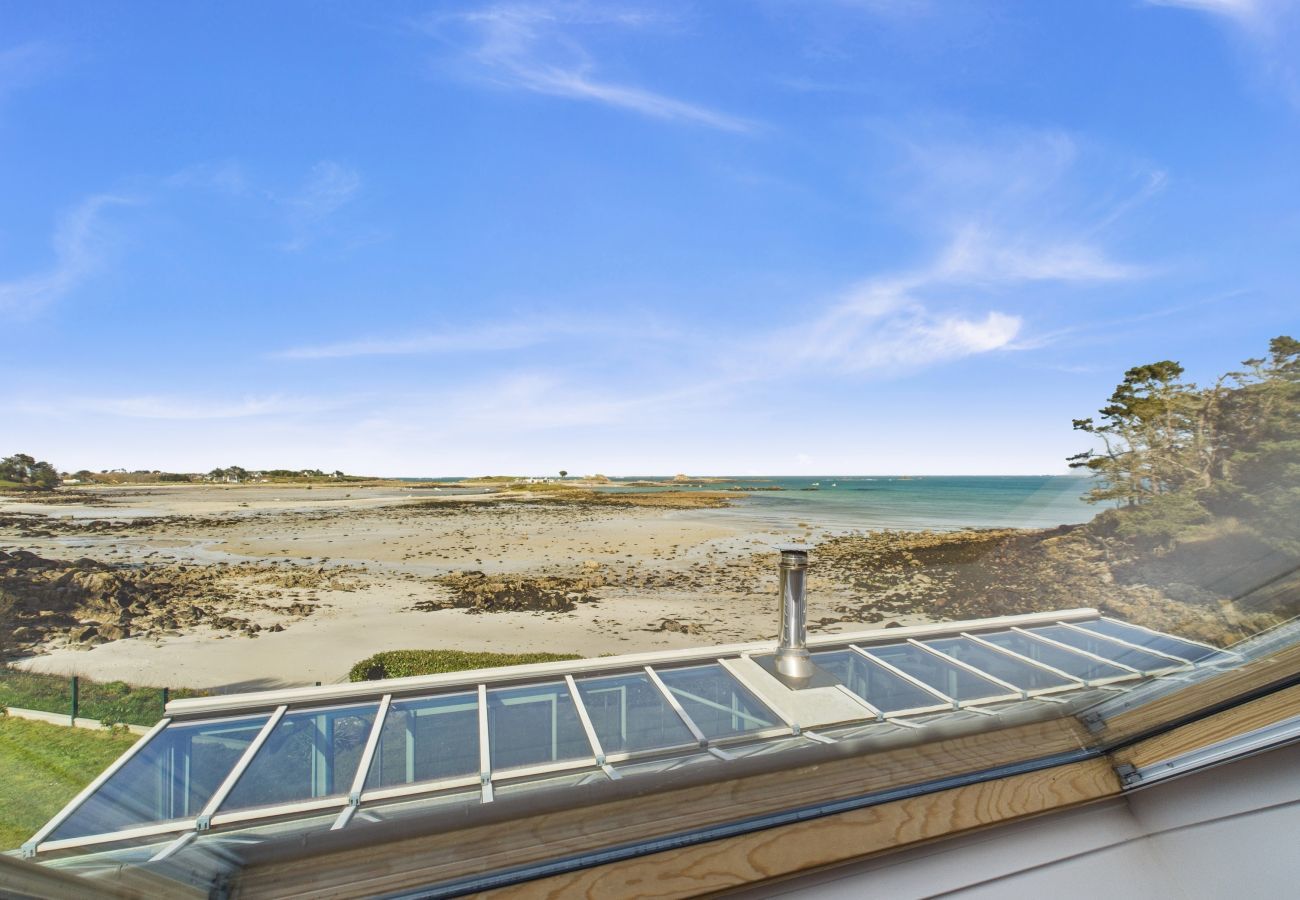 Villa en Plouguerneau - Magnífica villa con los pies en el agua
