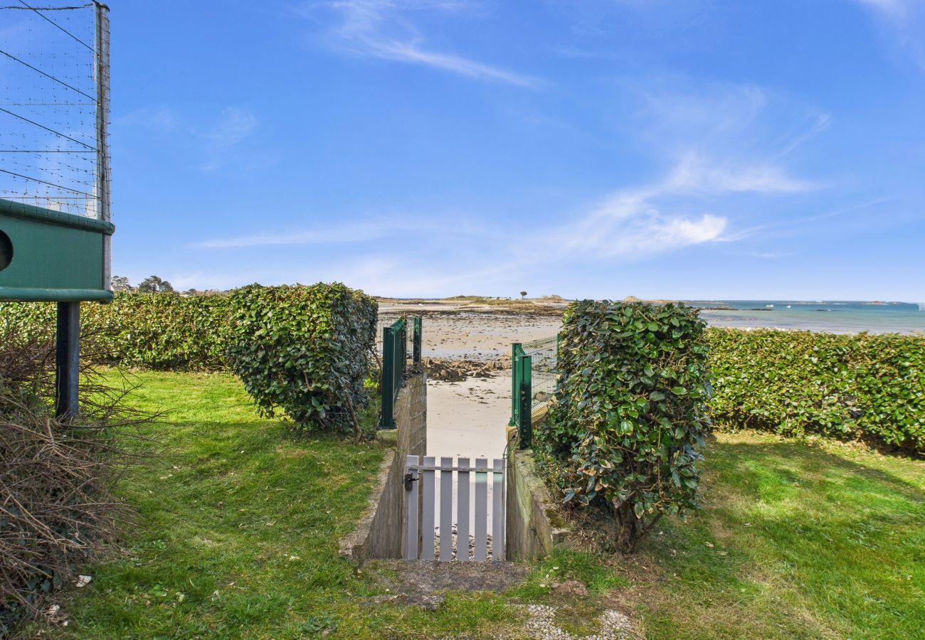 Villa en Plouguerneau - Magnífica villa con los pies en el agua