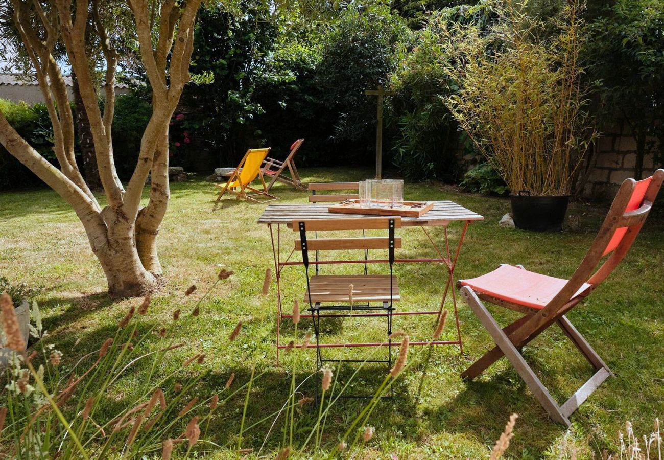 Casa en Plouguerneau - Encantadora casa de piedra con jardín en Lilia
