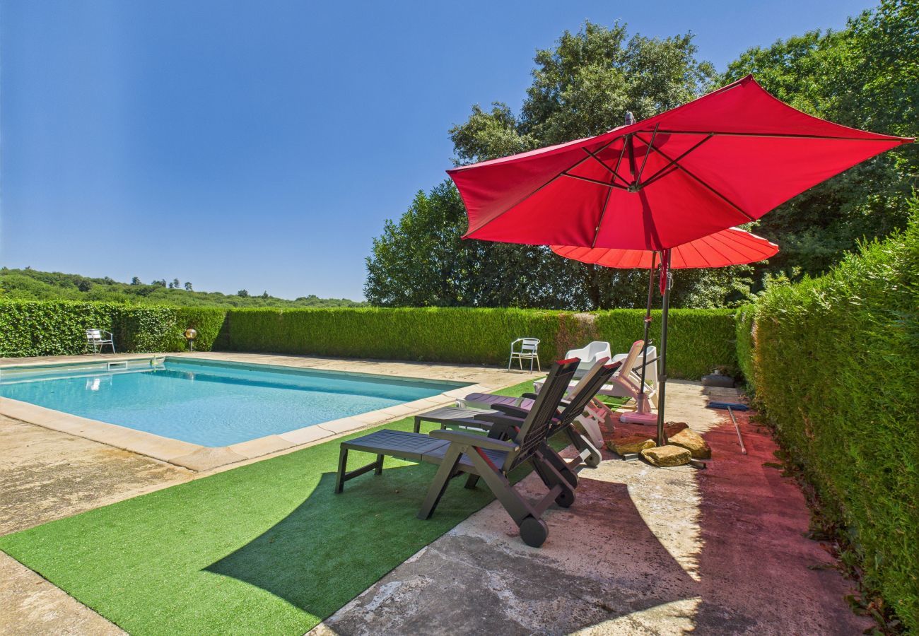 Casa en Saint-Crépin-et-Carlucet - Casa de campo para 6 con piscina y jardín