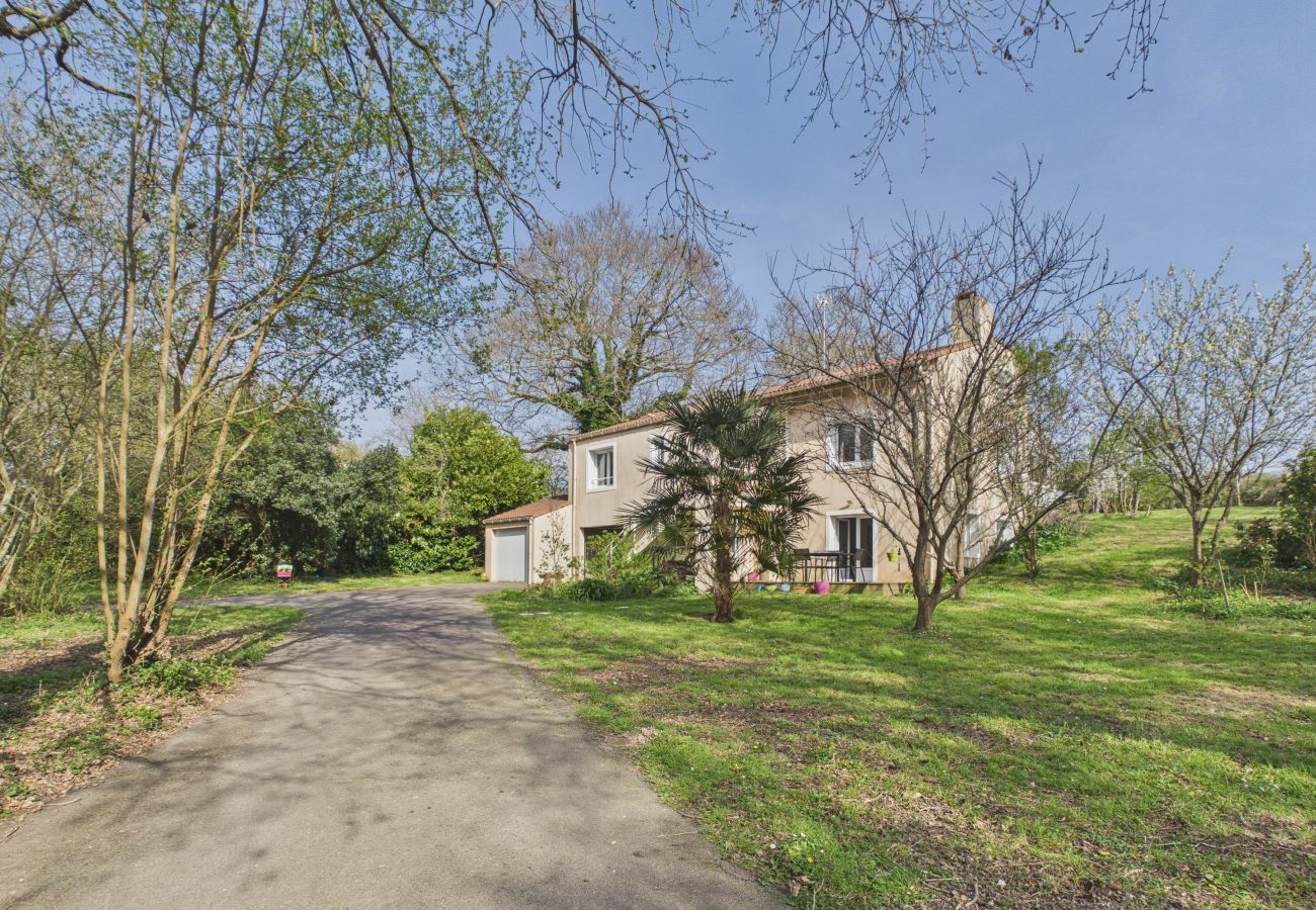 Apartamento en Pornic - Casa familiar a 10-300 m de la playa + jardín