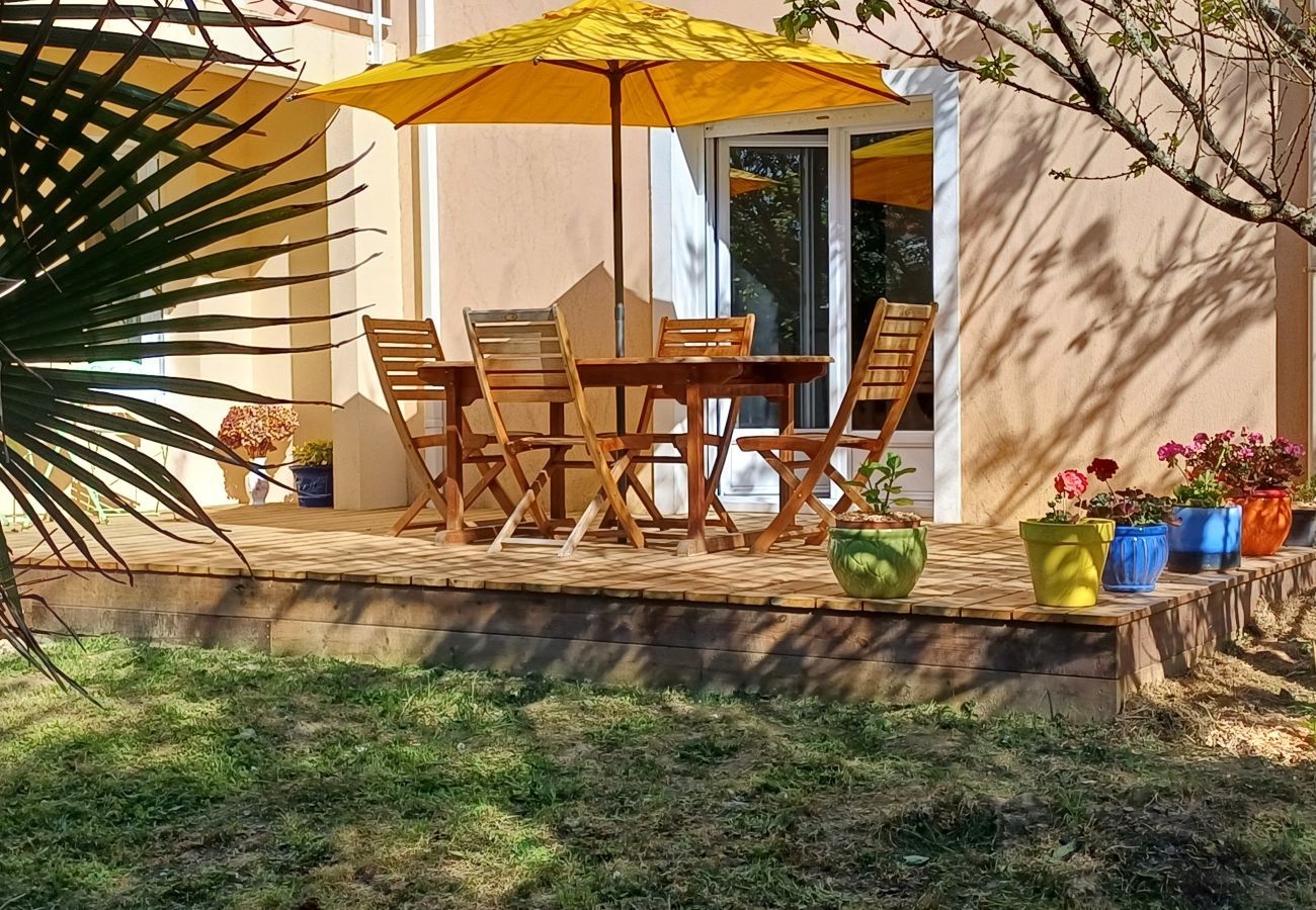 Apartamento en Pornic - Casa familiar a 10-300 m de la playa + jardín