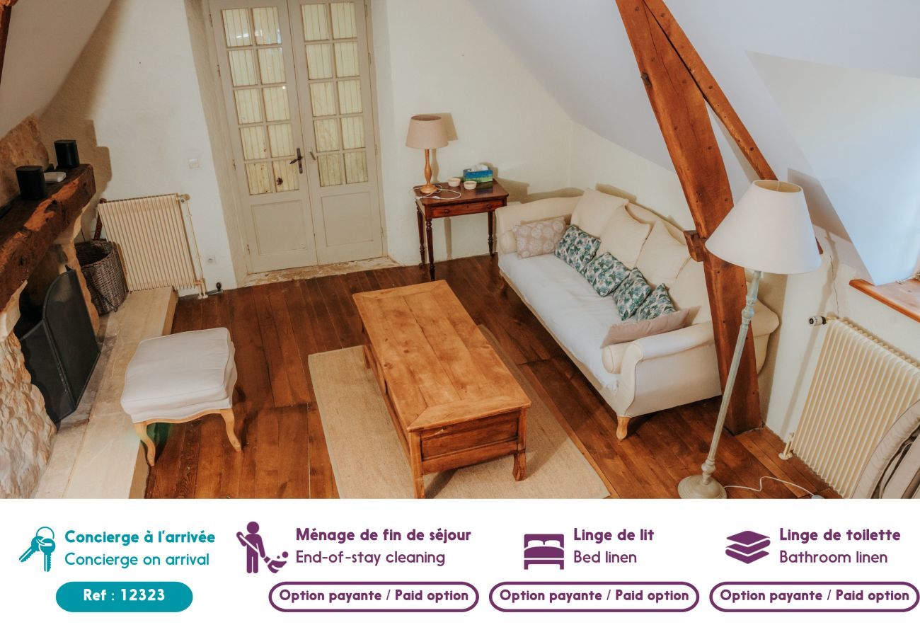 Casa en Saint-Léon-sur-Vézère - Hermosa casa con piscina climatizada para 6