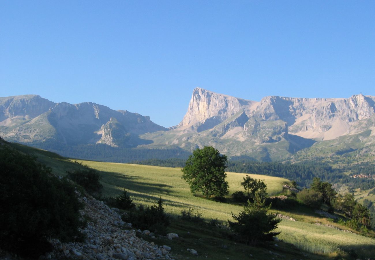 Apartamento en Le Dévoluy - La Joue du Loup, apartamento para 4, balcón