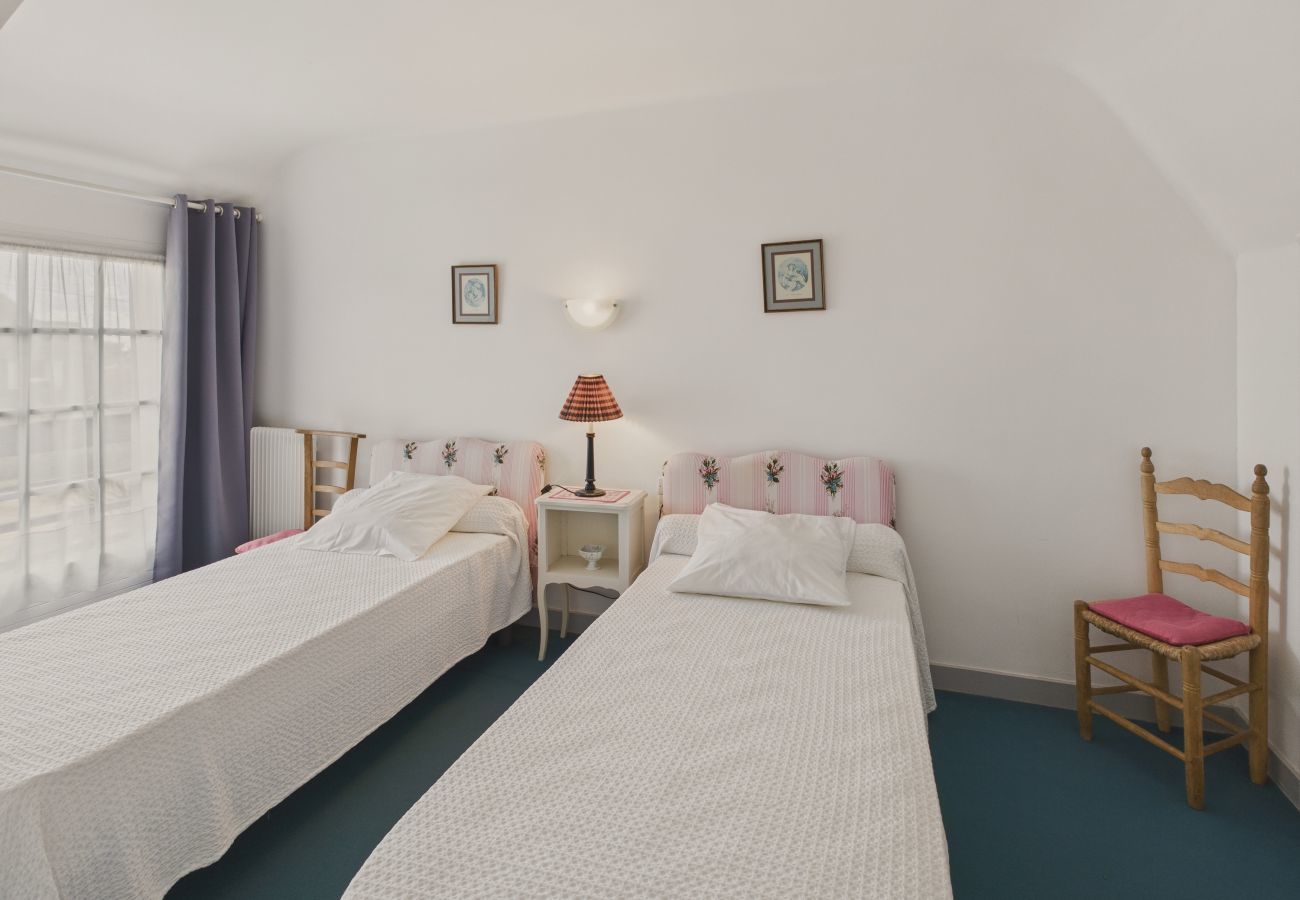 Casa en Le Guilvinec - La Frégate – Para 4 en una choza con Jardín