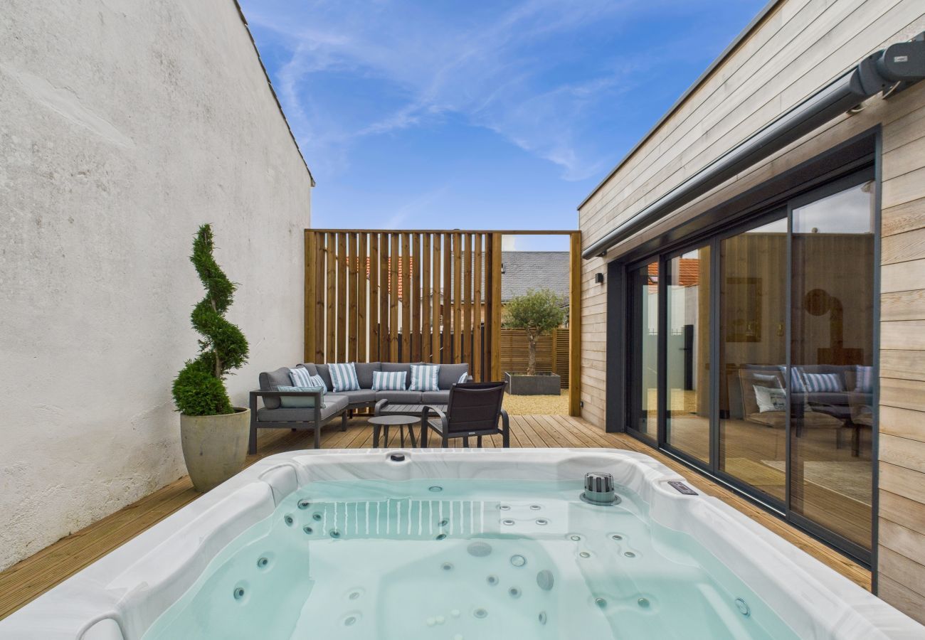 Casa en Saint-Gilles-Croix-de-Vie - Jacuzzi, terraza, casa en el centro para 4