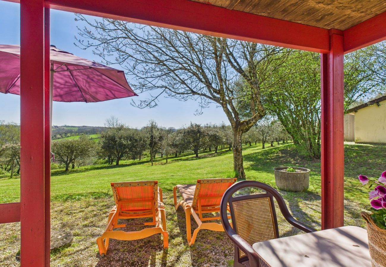 Chalet en Salignac-Eyvigues - Chalet La Brousse para 5 personas con piscina
