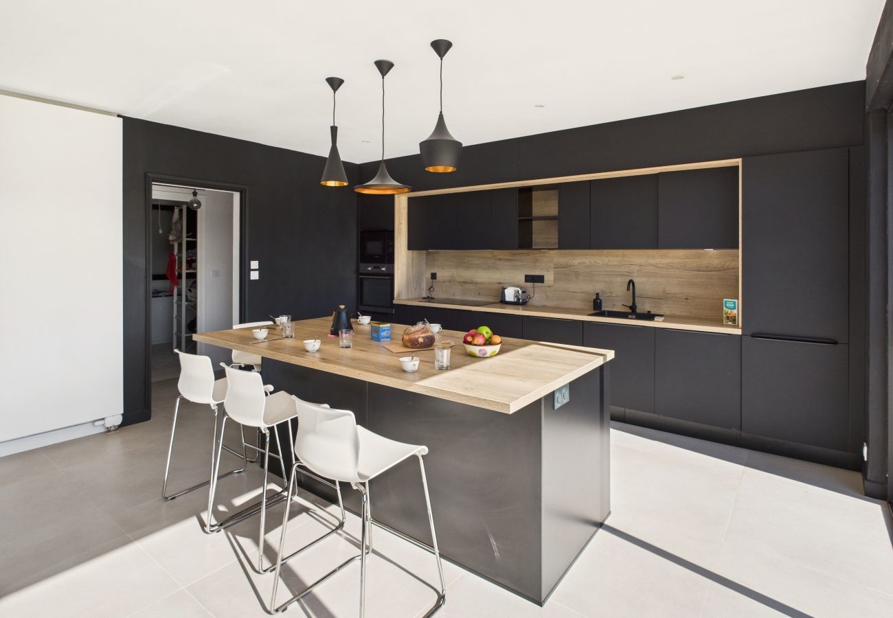 Casa en Pont-l´Abbé - Vista al río – Casa grande con jardín para 10 