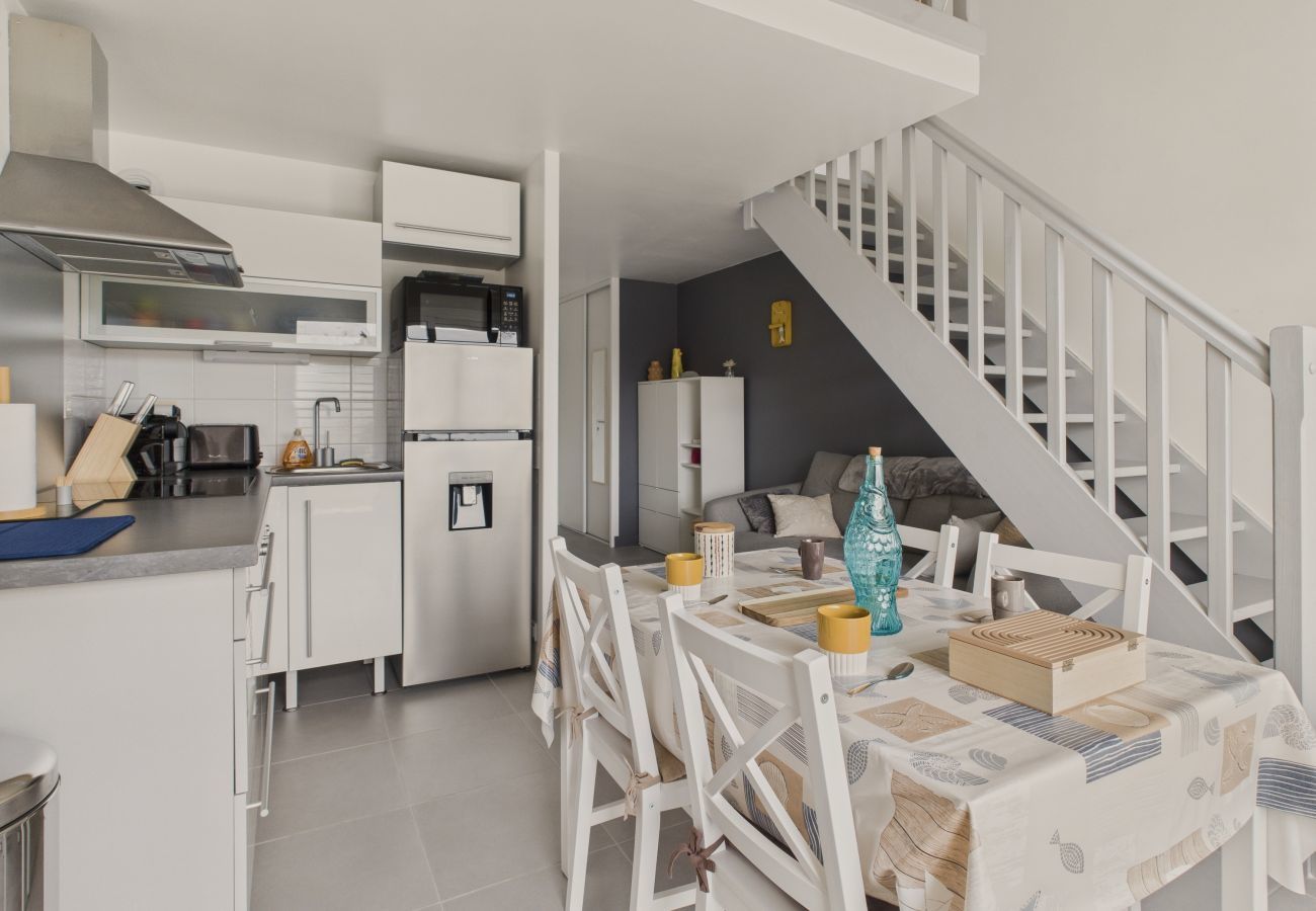 Apartamento en Guérande - Apartamento con piscina común para 4