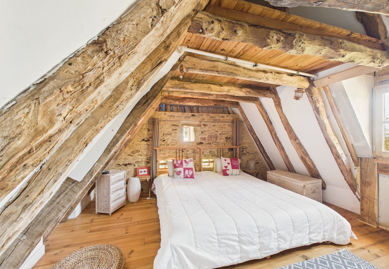 Casa en Saint-Léon-sur-Vézère - Bonita casa con piscina en una zona tranquila