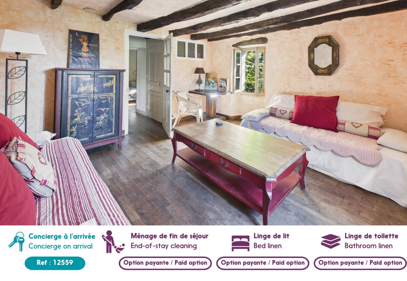 Casa en Saint-Léon-sur-Vézère - Bonita casa con piscina en una zona tranquila