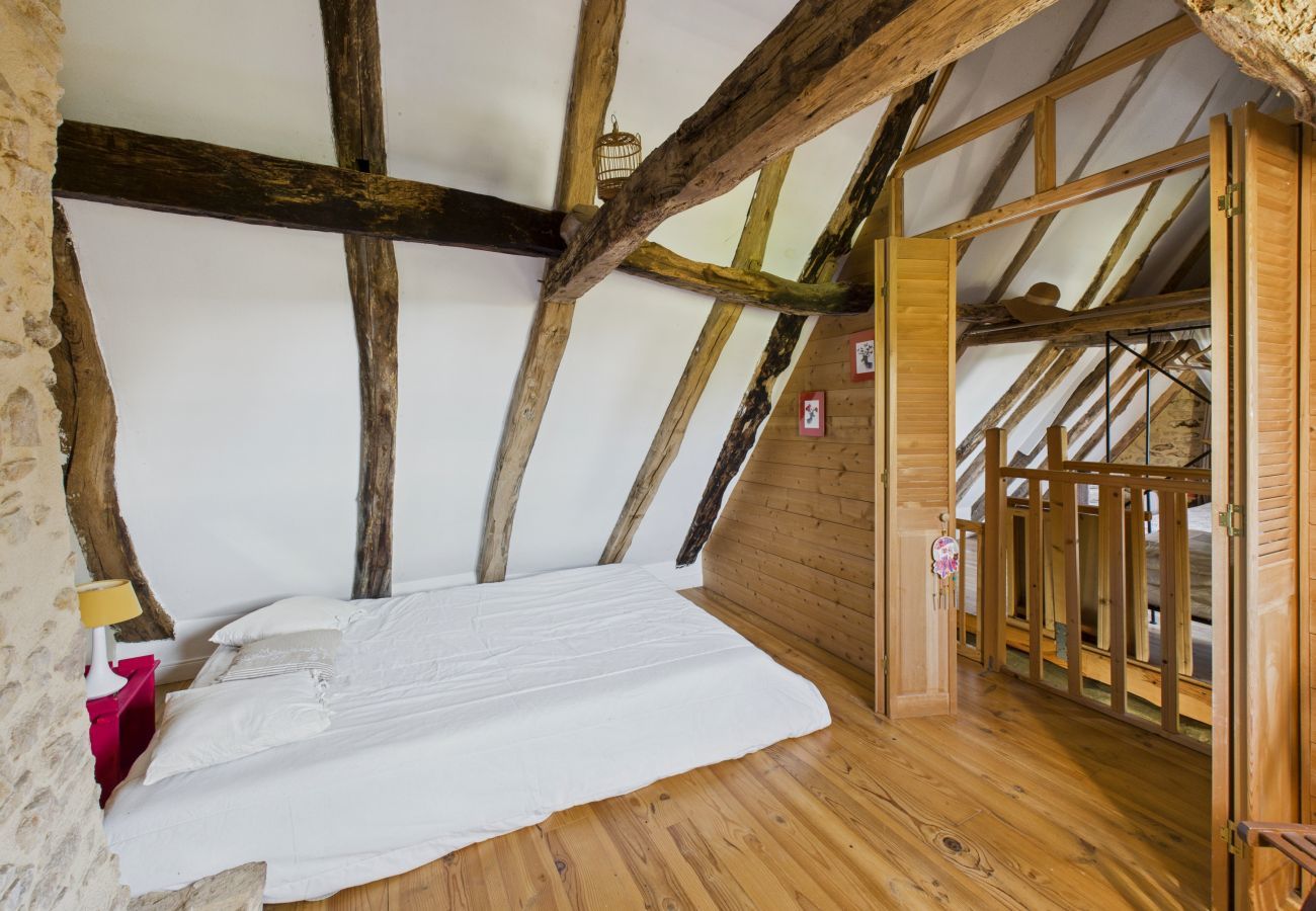 Casa en Saint-Léon-sur-Vézère - Bonita casa con piscina en una zona tranquila