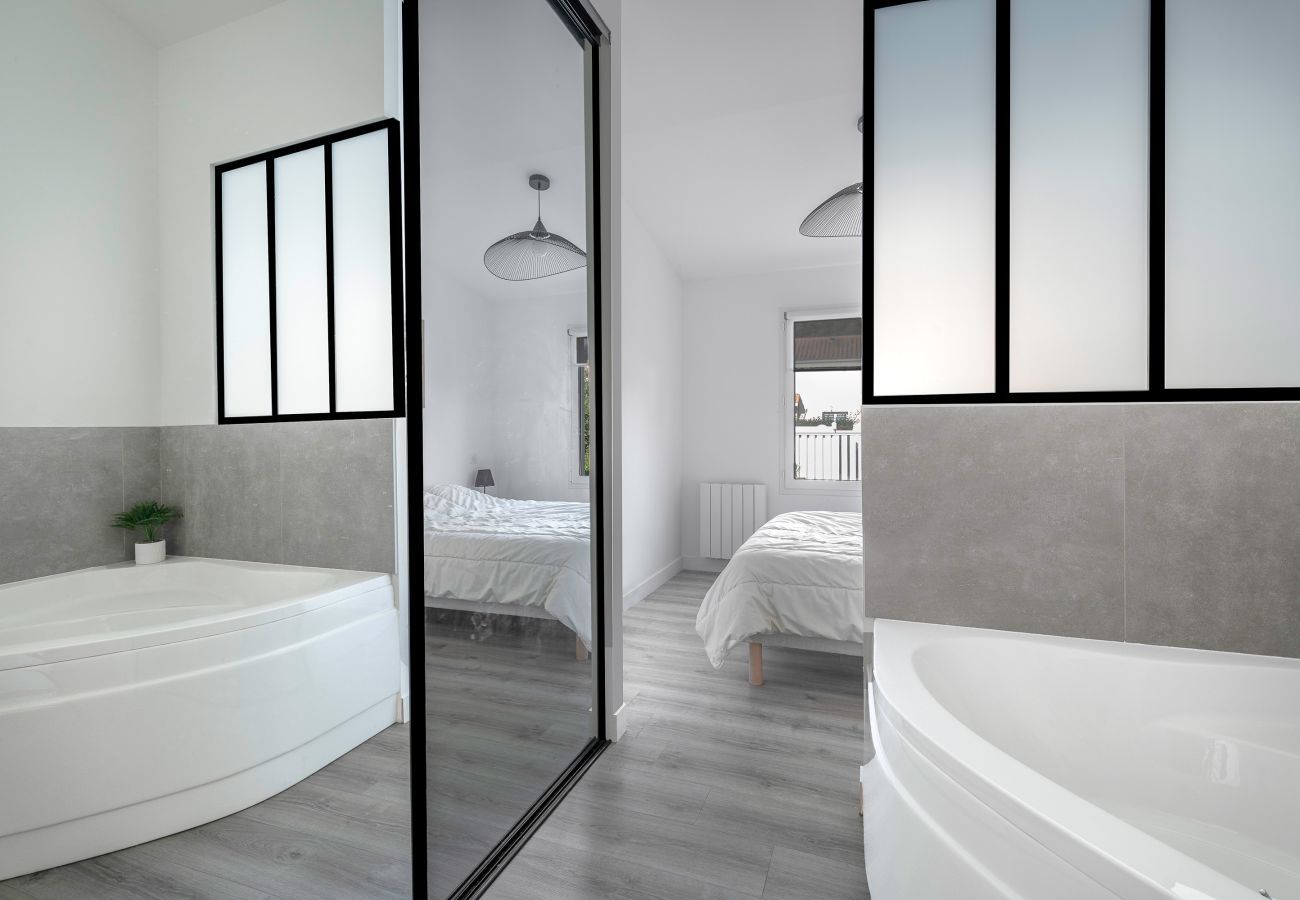 Casa en La Plaine-sur-Mer - Jacuzzi, playa a 500 m, 10 adultos, 1 niño