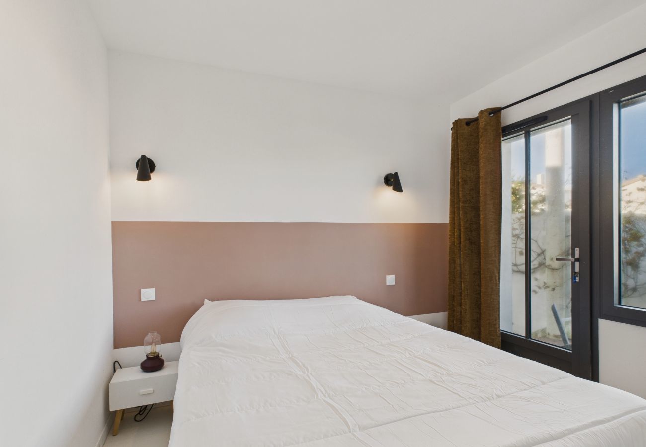 Casa en Saint-Clément-des-Baleines - 400m de la playa, jardín, casa para 8 personas