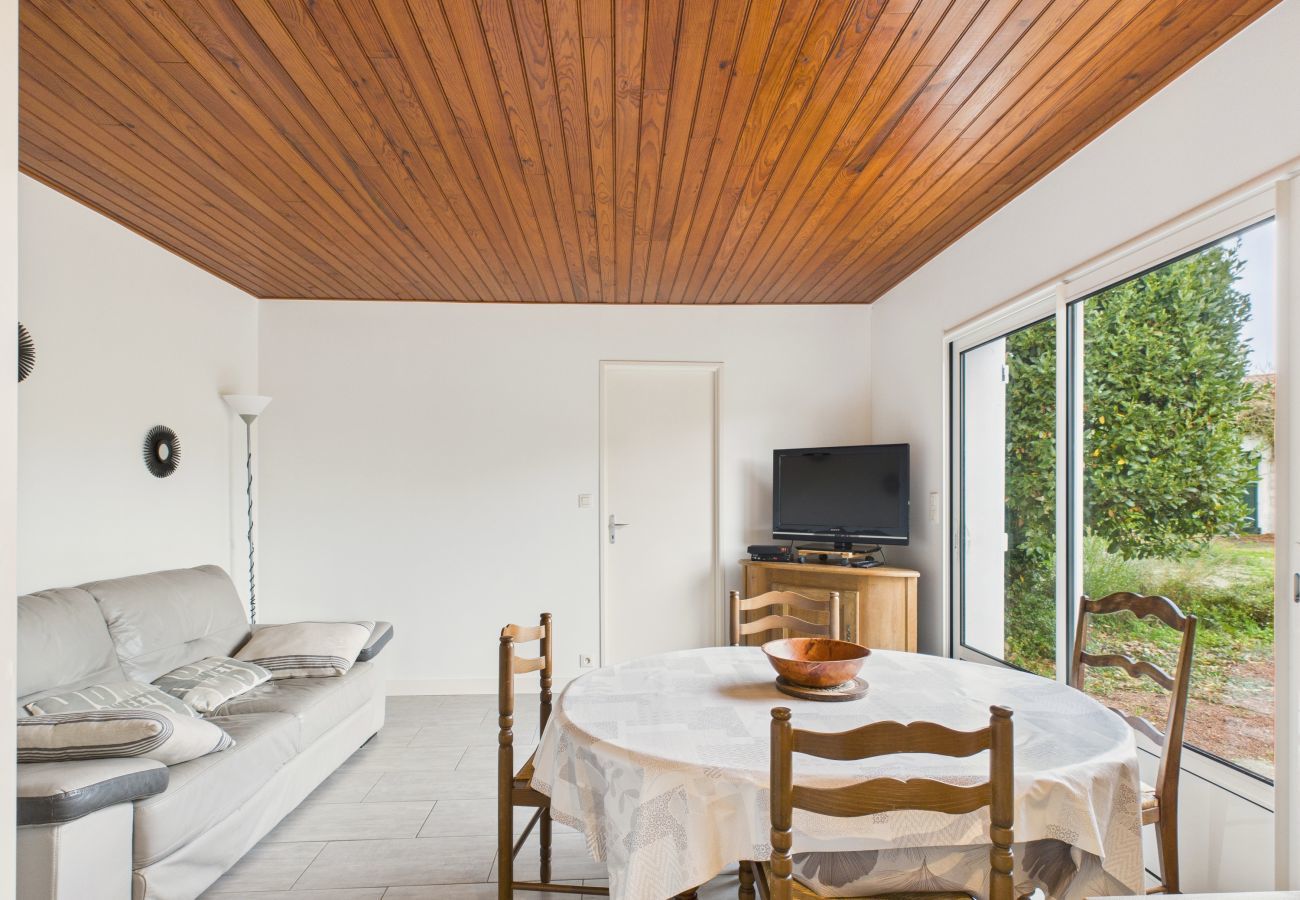 Casa en Le Bois-Plage-en-Ré - Casa para 4 adultos y 1 niño con jardín