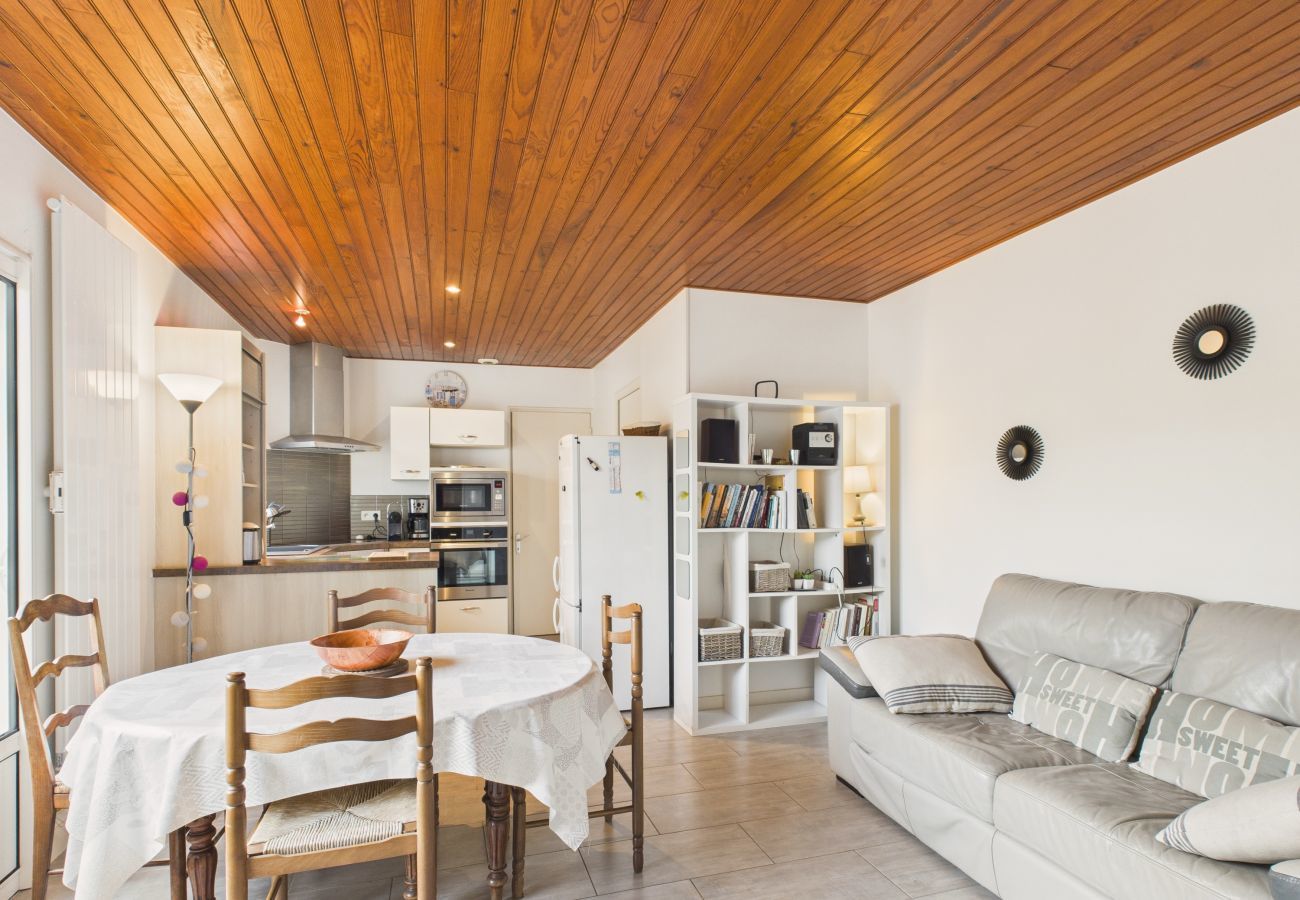 Casa en Le Bois-Plage-en-Ré - Casa para 4 adultos y 1 niño con jardín