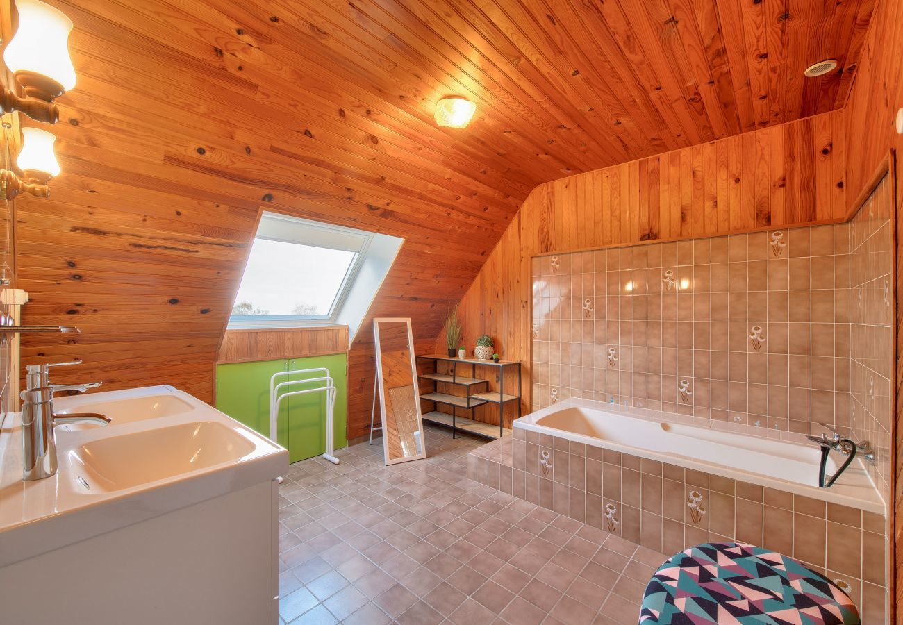 Casa en Plouguerneau - Casa para 6 con Gran Jardín – Cerca del Centro